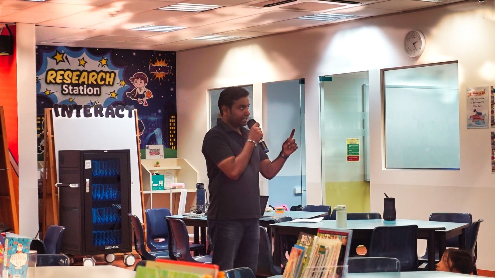 Ranjith speaking at Lian Hua Primary School